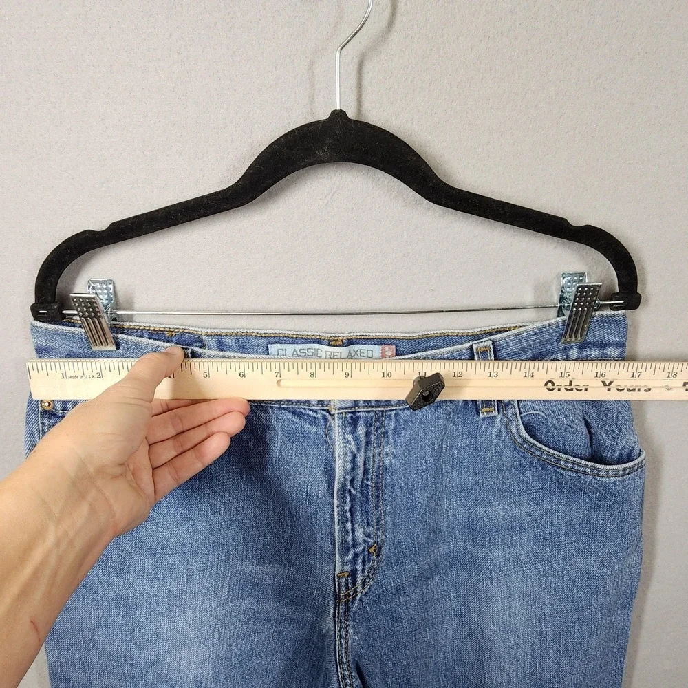 Vintage Levis 550 Relaxed Fit Tapered Leg Mom Jeans Size 16L High Rise Denim 90s